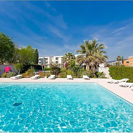 Luxurious Two Bedroom Garden With Stunning Cannes Marina Views Apartament Mandelieu