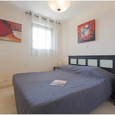 Luxurious Two Bedroom Garden With Stunning Cannes Marina Views Apartament Mandelieu